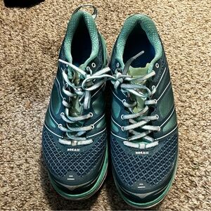 Hoka One One Conquest 2 green/ Mint Leaf, Size: 9 women’s sneakers